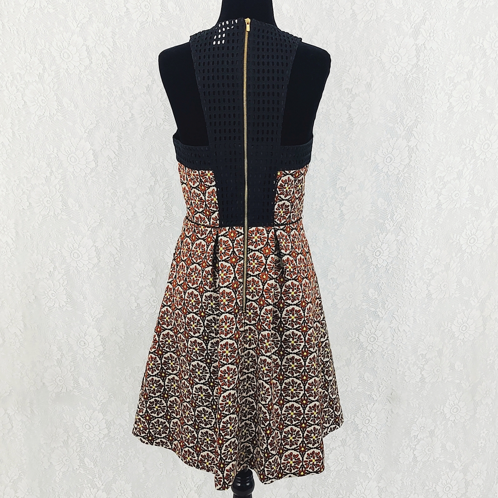 H&M Elegant Sleeveless Dress With Pockets - Picture 6 of 10